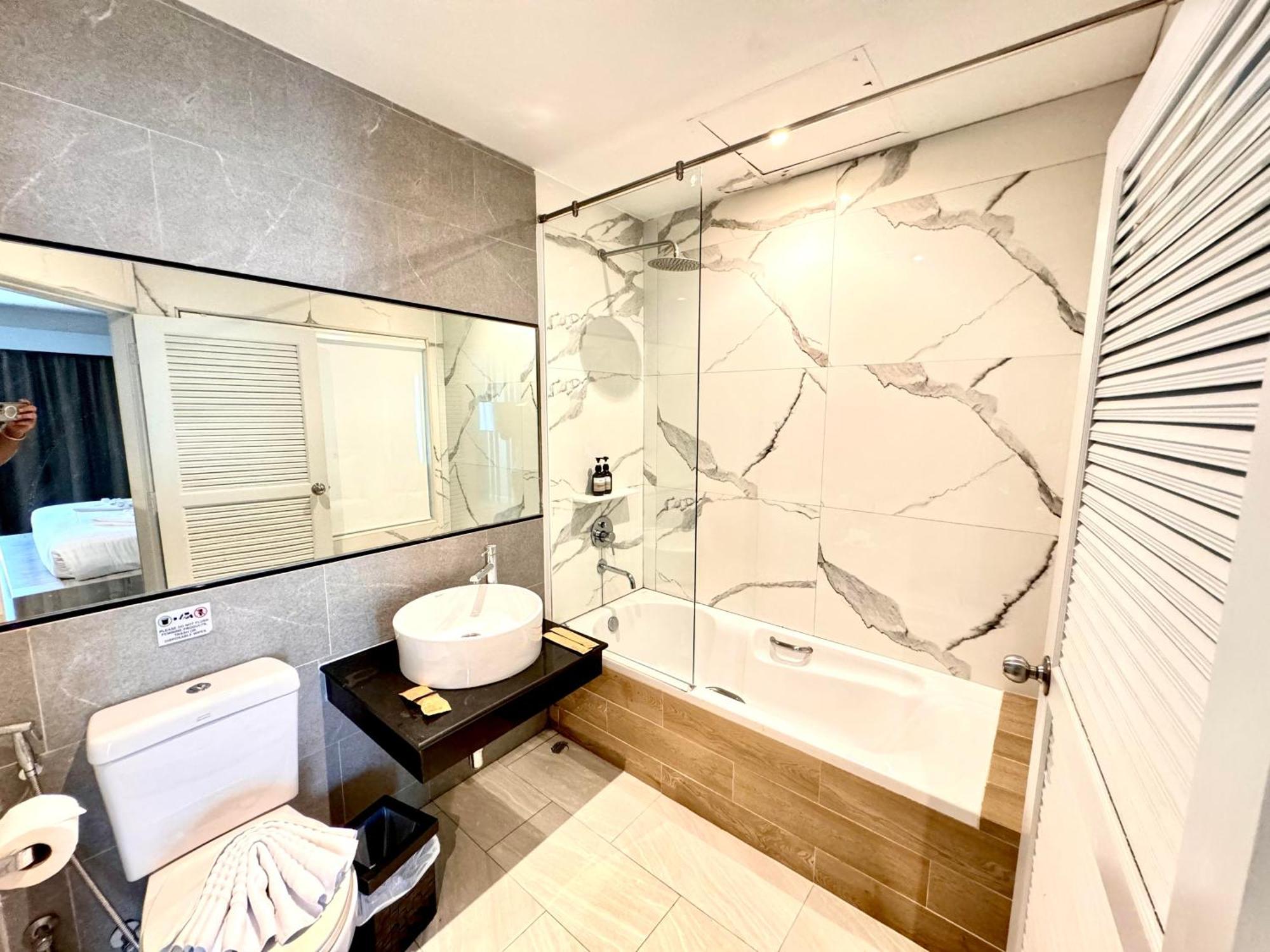 De Coze Hotel Patong Εξωτερικό φωτογραφία